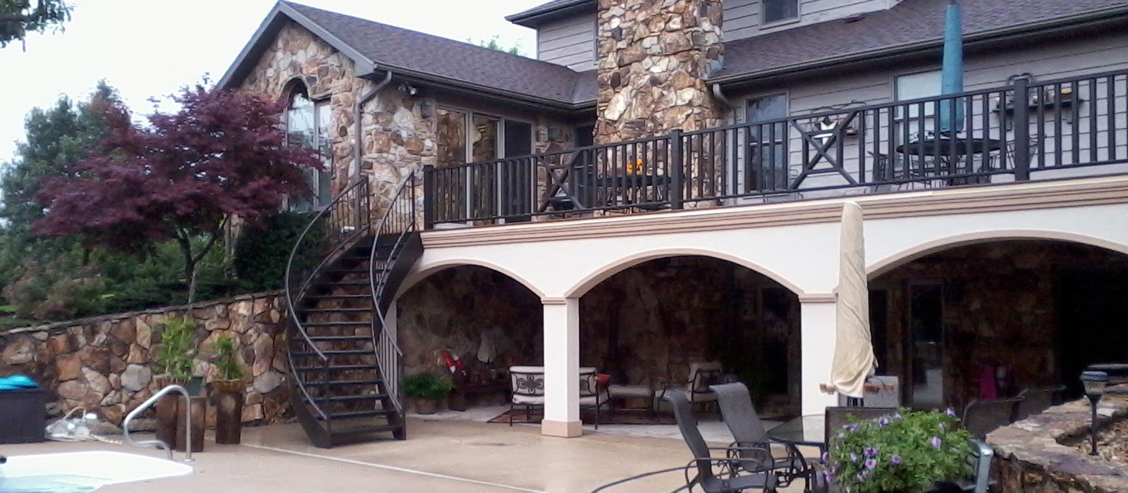 Curved Stair Railing for Deck - Jefferson City, MO